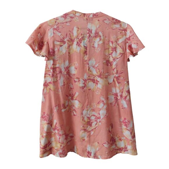 NWT Cocomo Plus Size 3X Pink Multicolor Floral Pintuck Flutter Short Sleeve Top - Picture 2 of 8